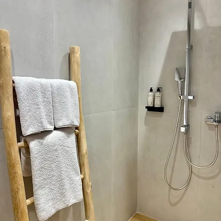 Anemmos Apartment *